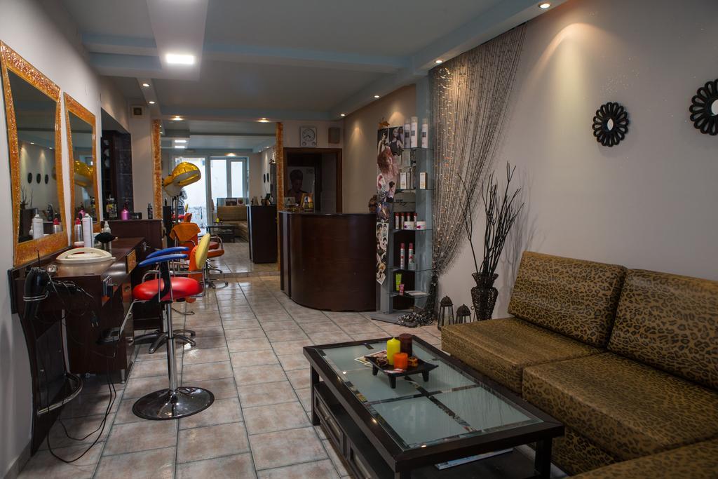 Voras Apartments Loutraki  Bagian luar foto
