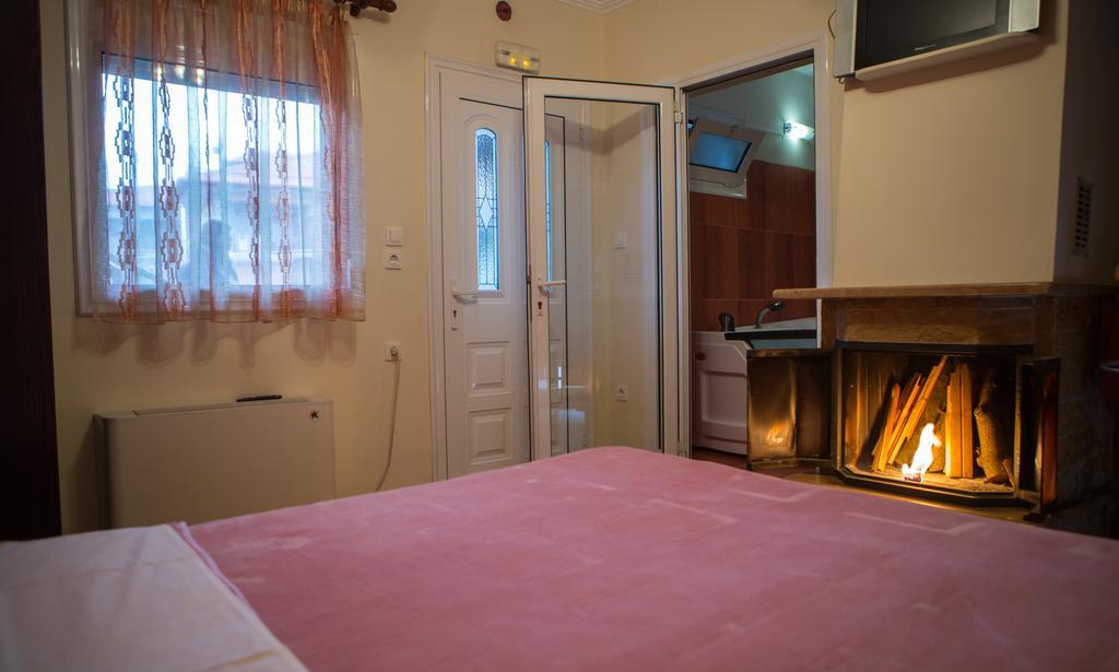 Voras Apartments Loutraki  Bagian luar foto